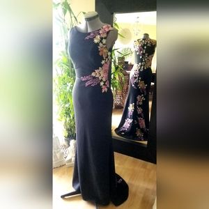 Stunning Jovani Gown - size 4